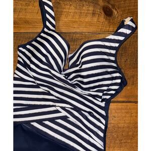 Womens Miraclesuit Layered Navy White Stripe Tummy Control One Piece Swim Suit 8